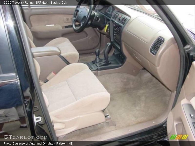 Black / Oak 2000 Toyota 4Runner SR5 4x4