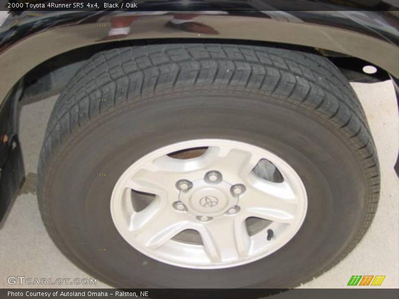 Black / Oak 2000 Toyota 4Runner SR5 4x4