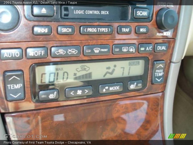 Desert Sand Mica / Taupe 2001 Toyota Avalon XLS