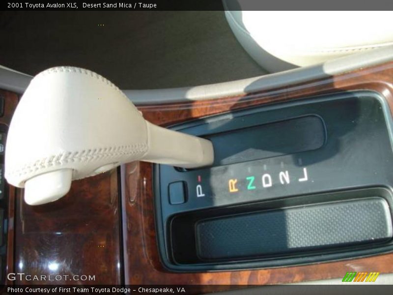 Desert Sand Mica / Taupe 2001 Toyota Avalon XLS