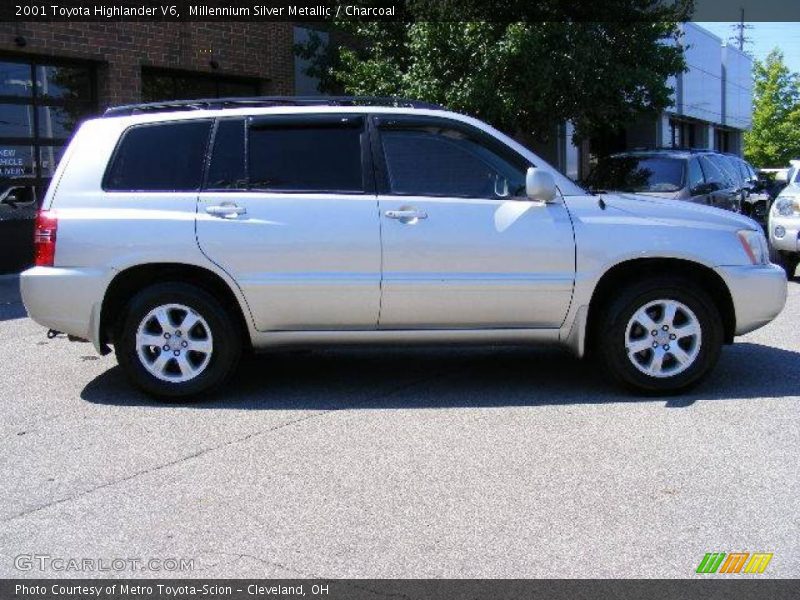 Millennium Silver Metallic / Charcoal 2001 Toyota Highlander V6