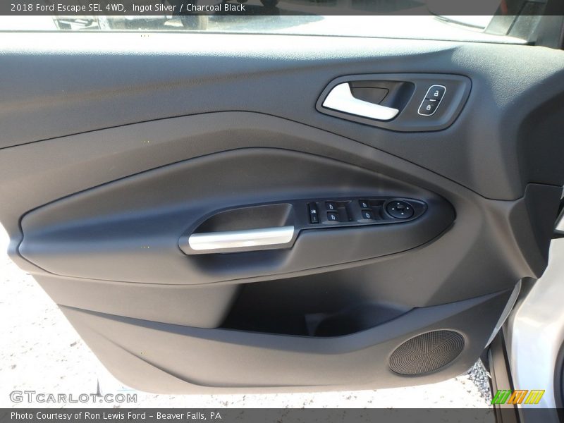 Ingot Silver / Charcoal Black 2018 Ford Escape SEL 4WD