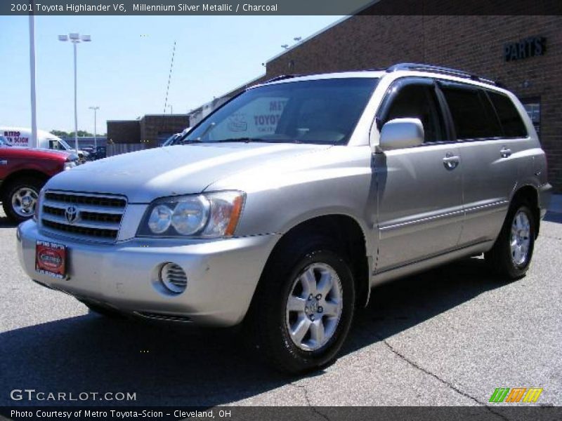 Millennium Silver Metallic / Charcoal 2001 Toyota Highlander V6