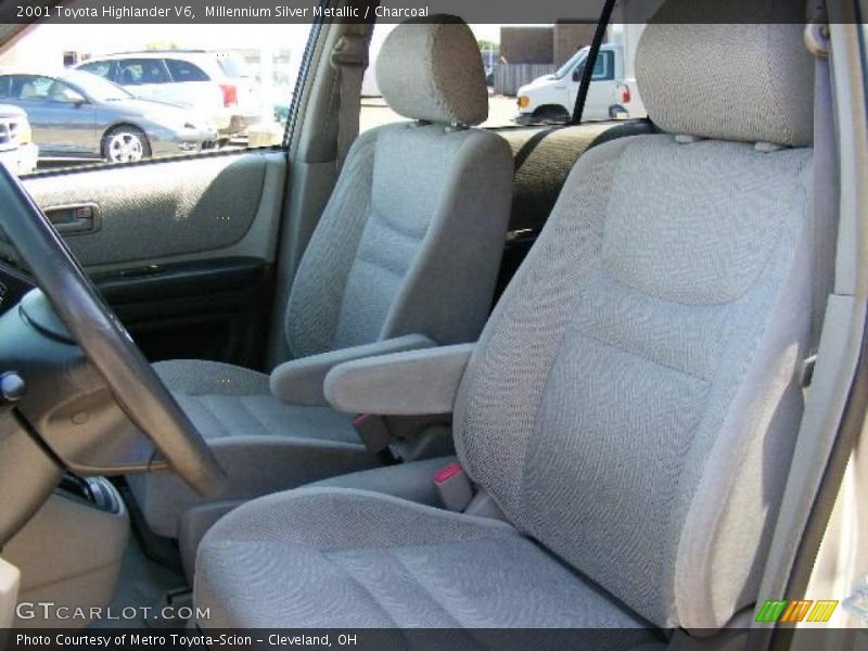 Millennium Silver Metallic / Charcoal 2001 Toyota Highlander V6