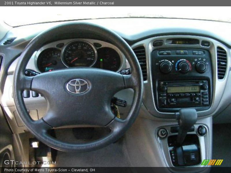Millennium Silver Metallic / Charcoal 2001 Toyota Highlander V6