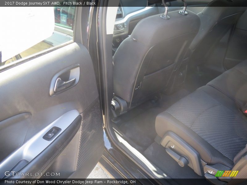 Pitch Black / Black 2017 Dodge Journey SXT AWD