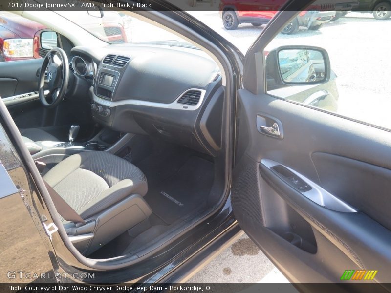 Pitch Black / Black 2017 Dodge Journey SXT AWD