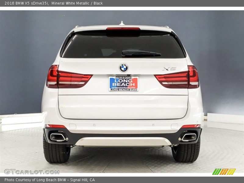 Mineral White Metallic / Black 2018 BMW X5 sDrive35i