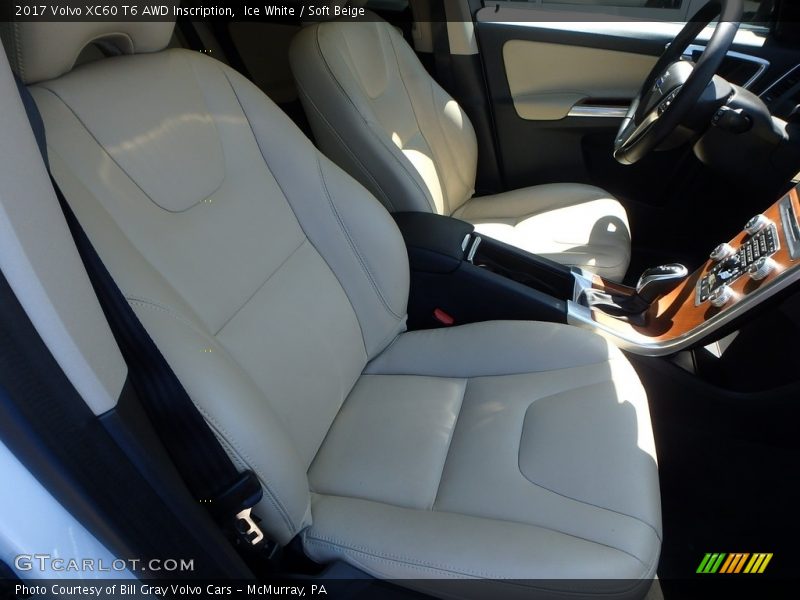Ice White / Soft Beige 2017 Volvo XC60 T6 AWD Inscription