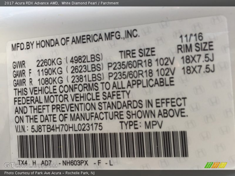 White Diamond Pearl / Parchment 2017 Acura RDX Advance AWD