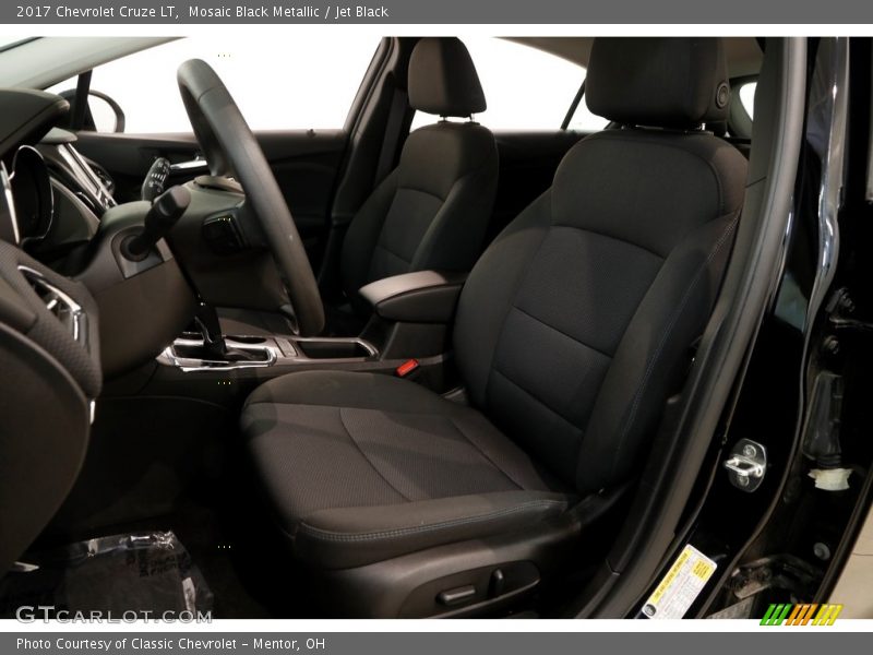 Mosaic Black Metallic / Jet Black 2017 Chevrolet Cruze LT