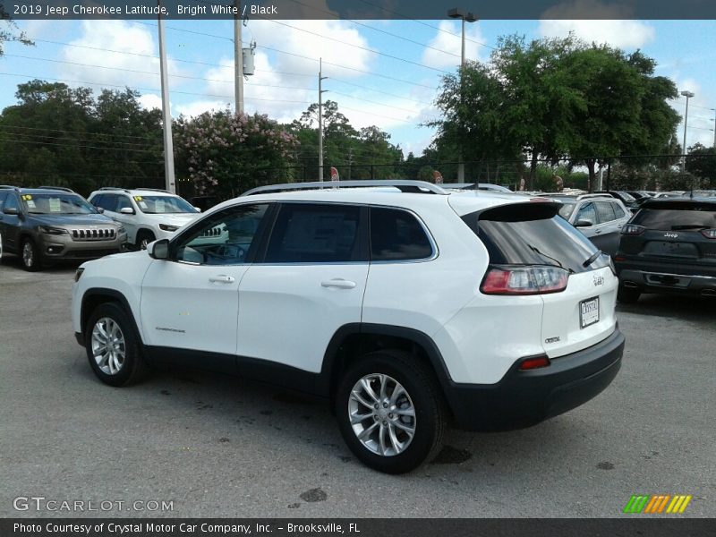 Bright White / Black 2019 Jeep Cherokee Latitude