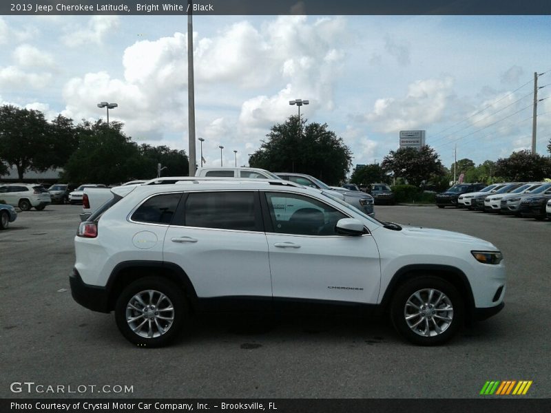 Bright White / Black 2019 Jeep Cherokee Latitude