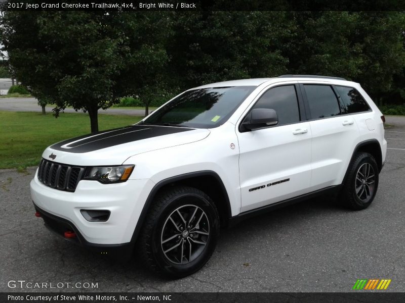 Bright White / Black 2017 Jeep Grand Cherokee Trailhawk 4x4