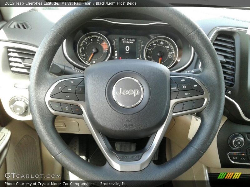 Velvet Red Pearl / Black/Light Frost Beige 2019 Jeep Cherokee Latitude