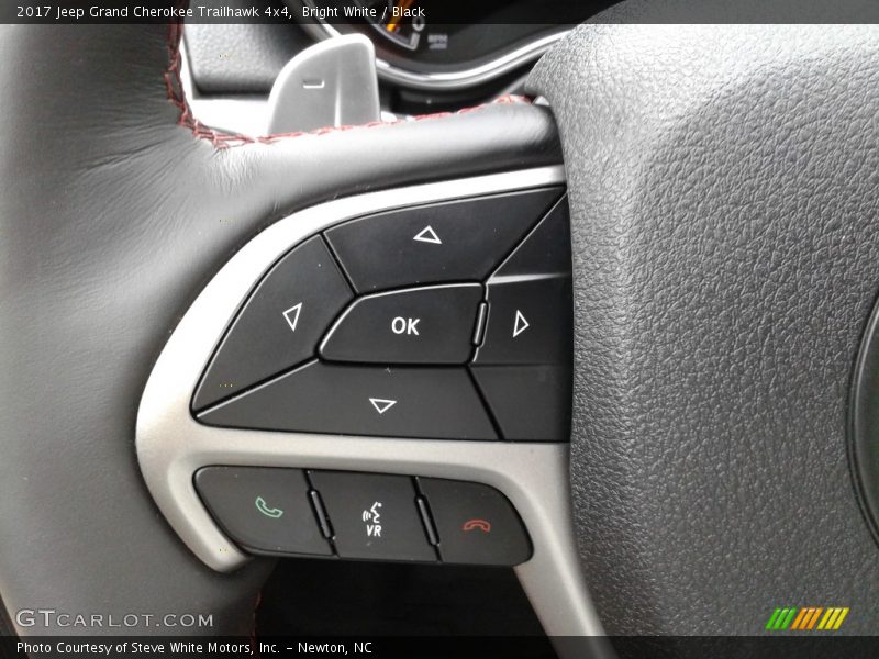 Bright White / Black 2017 Jeep Grand Cherokee Trailhawk 4x4