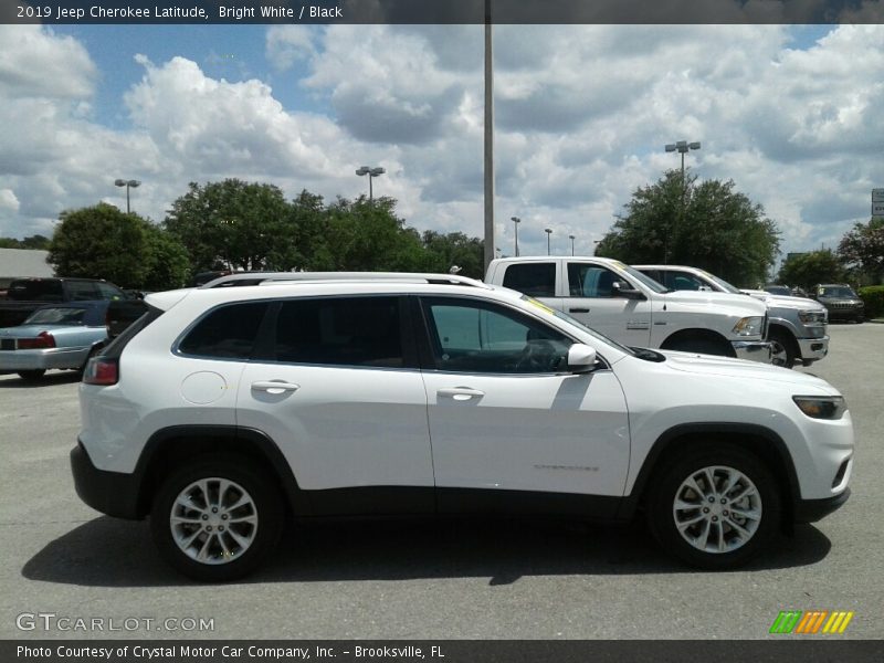 Bright White / Black 2019 Jeep Cherokee Latitude