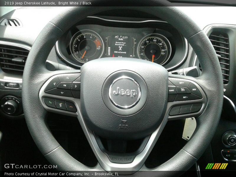 Bright White / Black 2019 Jeep Cherokee Latitude