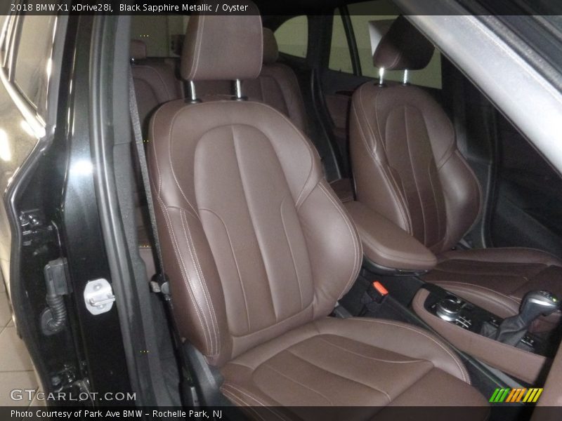 Black Sapphire Metallic / Oyster 2018 BMW X1 xDrive28i