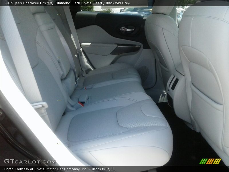 Diamond Black Crystal Pearl / Black/Ski Grey 2019 Jeep Cherokee Limited