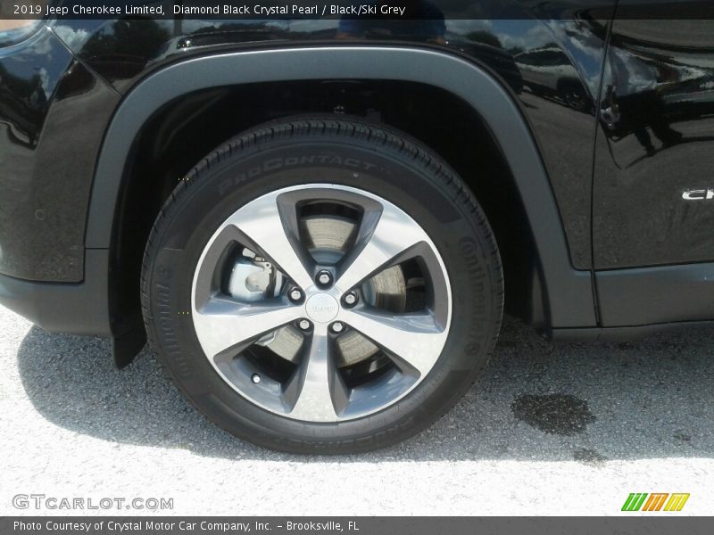 Diamond Black Crystal Pearl / Black/Ski Grey 2019 Jeep Cherokee Limited