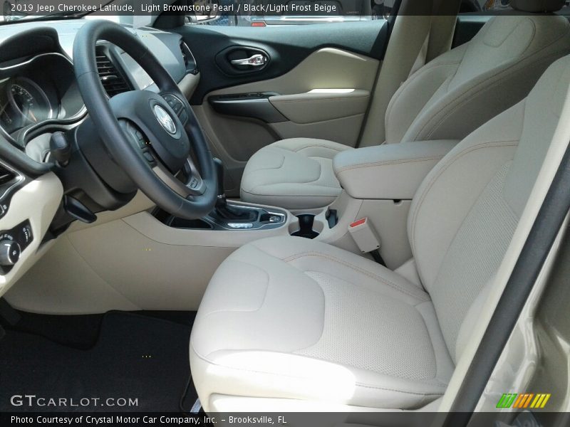 Light Brownstone Pearl / Black/Light Frost Beige 2019 Jeep Cherokee Latitude