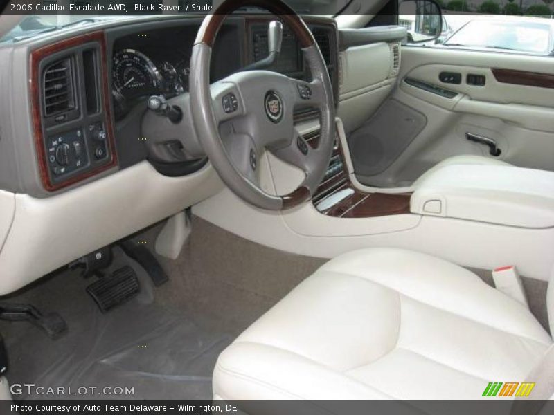 Black Raven / Shale 2006 Cadillac Escalade AWD