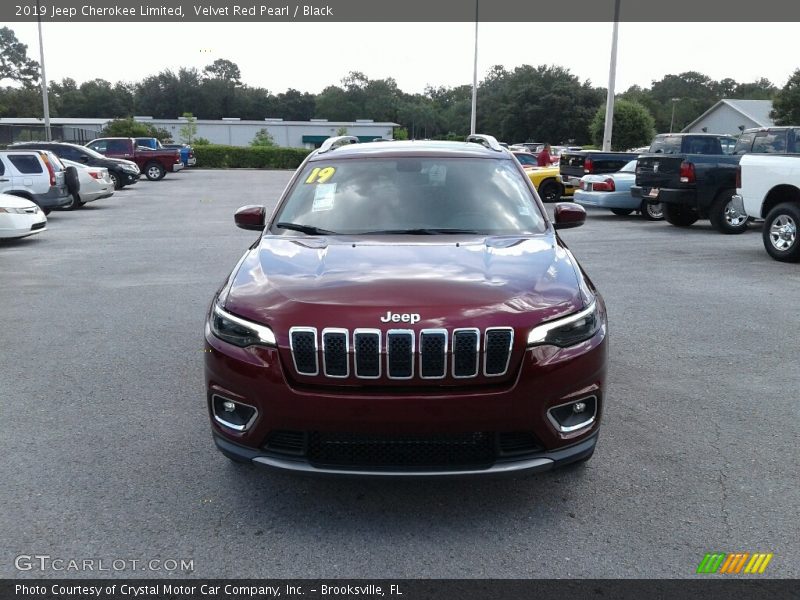 Velvet Red Pearl / Black 2019 Jeep Cherokee Limited
