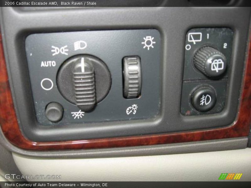 Black Raven / Shale 2006 Cadillac Escalade AWD