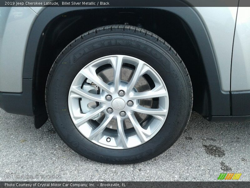 Billet Silver Metallic / Black 2019 Jeep Cherokee Latitude