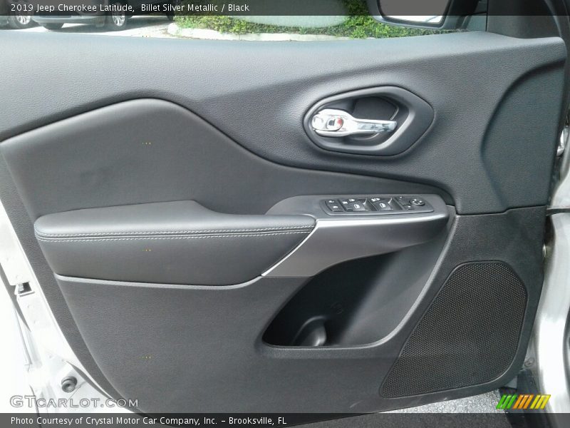 Billet Silver Metallic / Black 2019 Jeep Cherokee Latitude