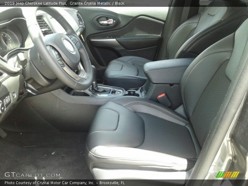 Granite Crystal Metallic / Black 2019 Jeep Cherokee Latitude Plus