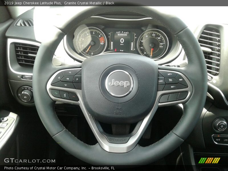 Granite Crystal Metallic / Black 2019 Jeep Cherokee Latitude Plus
