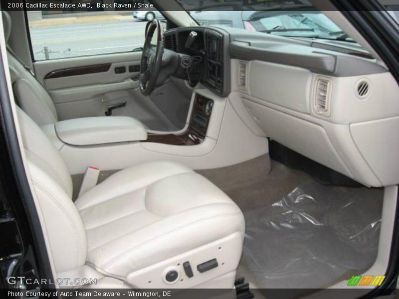 Black Raven / Shale 2006 Cadillac Escalade AWD