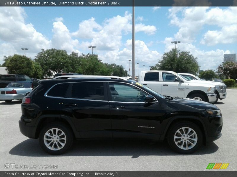 Diamond Black Crystal Pearl / Black 2019 Jeep Cherokee Latitude