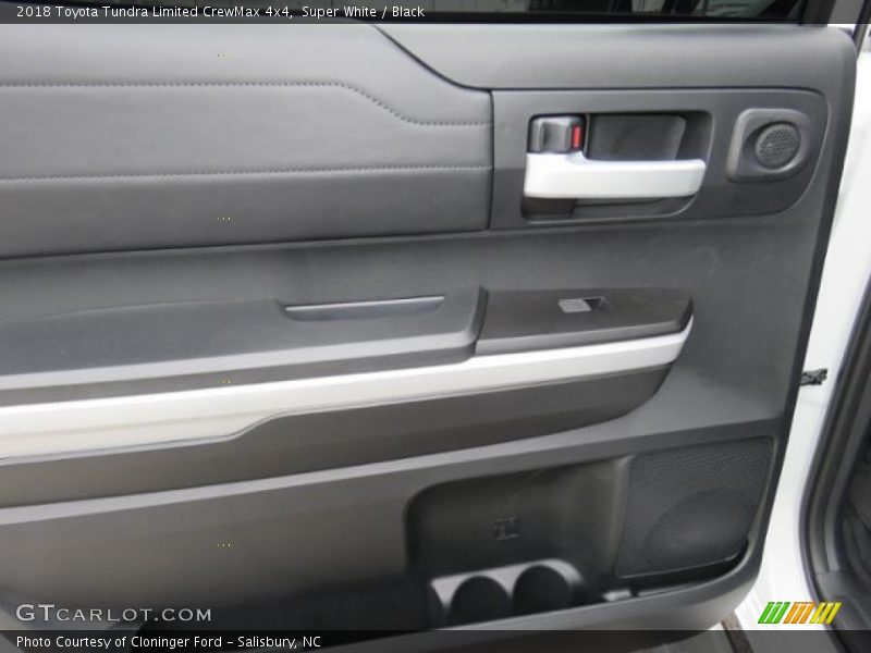 Super White / Black 2018 Toyota Tundra Limited CrewMax 4x4
