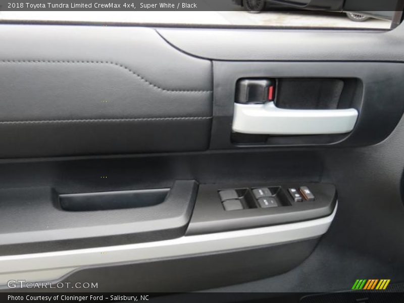 Super White / Black 2018 Toyota Tundra Limited CrewMax 4x4