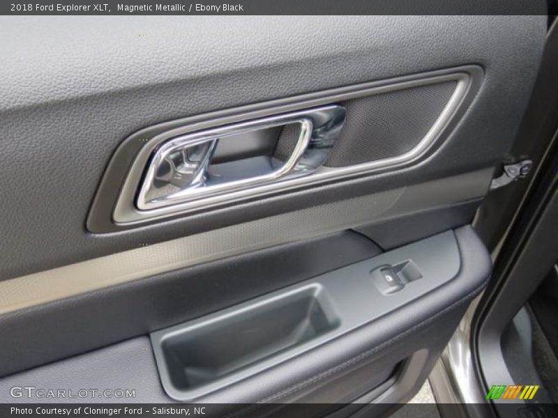Magnetic Metallic / Ebony Black 2018 Ford Explorer XLT