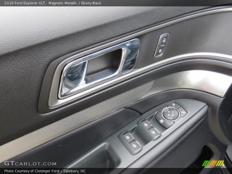 Magnetic Metallic / Ebony Black 2018 Ford Explorer XLT
