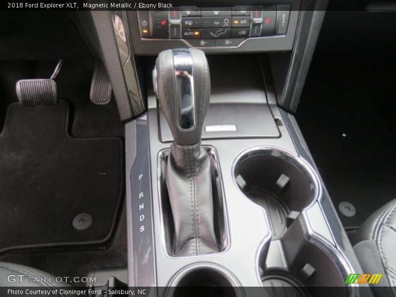 Magnetic Metallic / Ebony Black 2018 Ford Explorer XLT