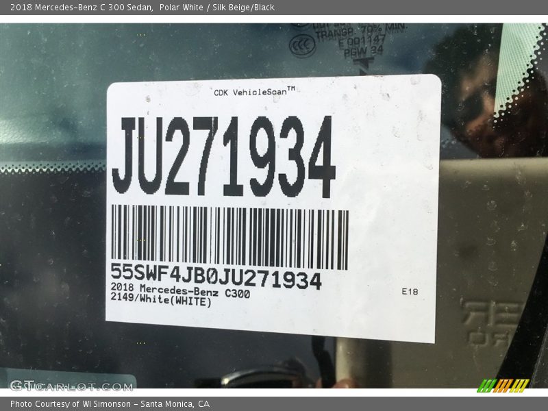 Polar White / Silk Beige/Black 2018 Mercedes-Benz C 300 Sedan