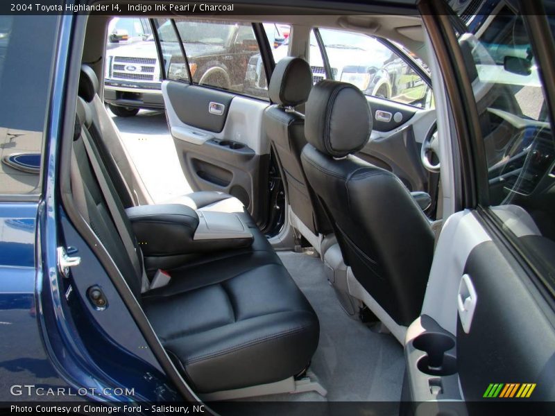 Indigo Ink Pearl / Charcoal 2004 Toyota Highlander I4