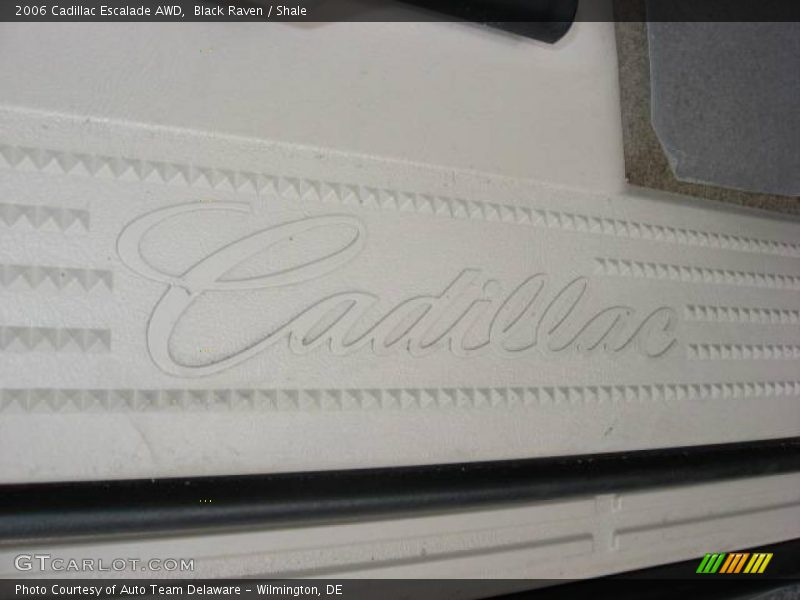 Black Raven / Shale 2006 Cadillac Escalade AWD