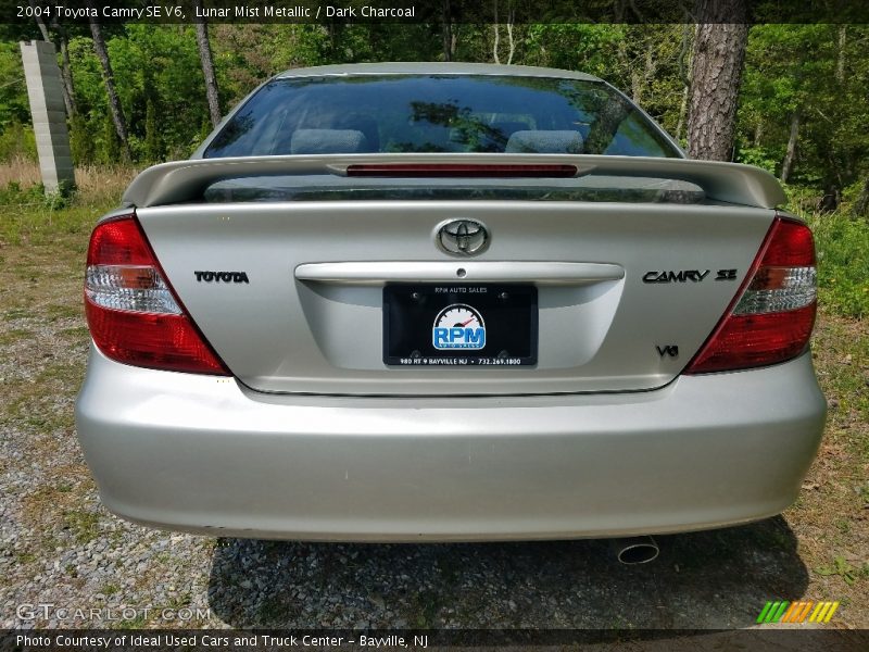 Lunar Mist Metallic / Dark Charcoal 2004 Toyota Camry SE V6