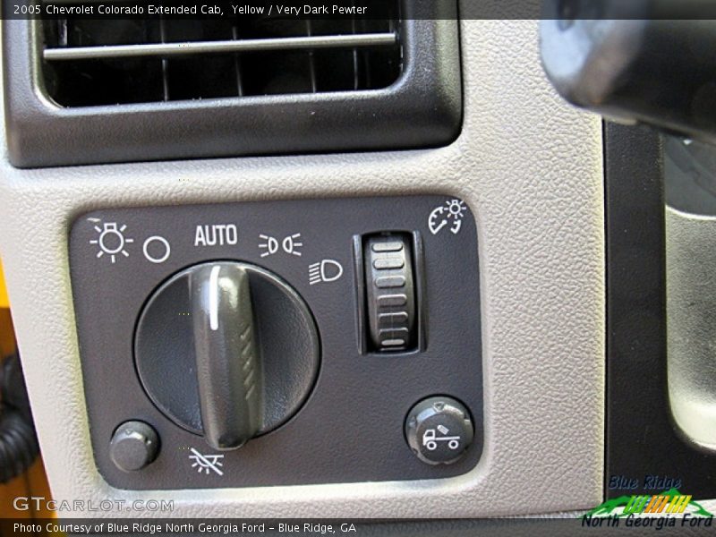 Yellow / Very Dark Pewter 2005 Chevrolet Colorado Extended Cab