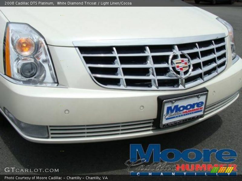 White Diamond Tricoat / Light Linen/Cocoa 2008 Cadillac DTS Platinum