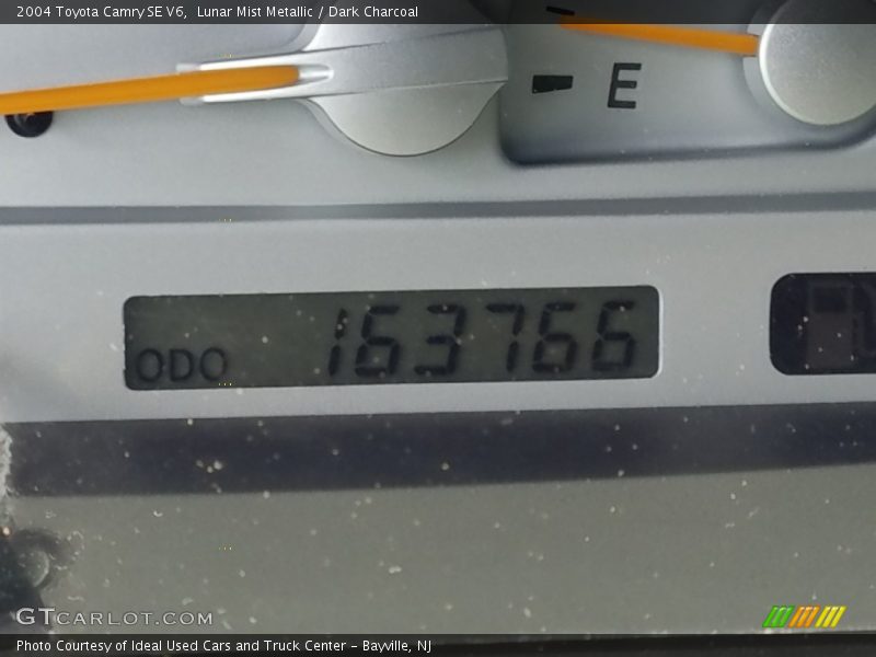 Lunar Mist Metallic / Dark Charcoal 2004 Toyota Camry SE V6