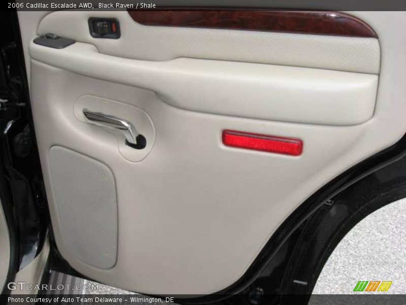 Black Raven / Shale 2006 Cadillac Escalade AWD