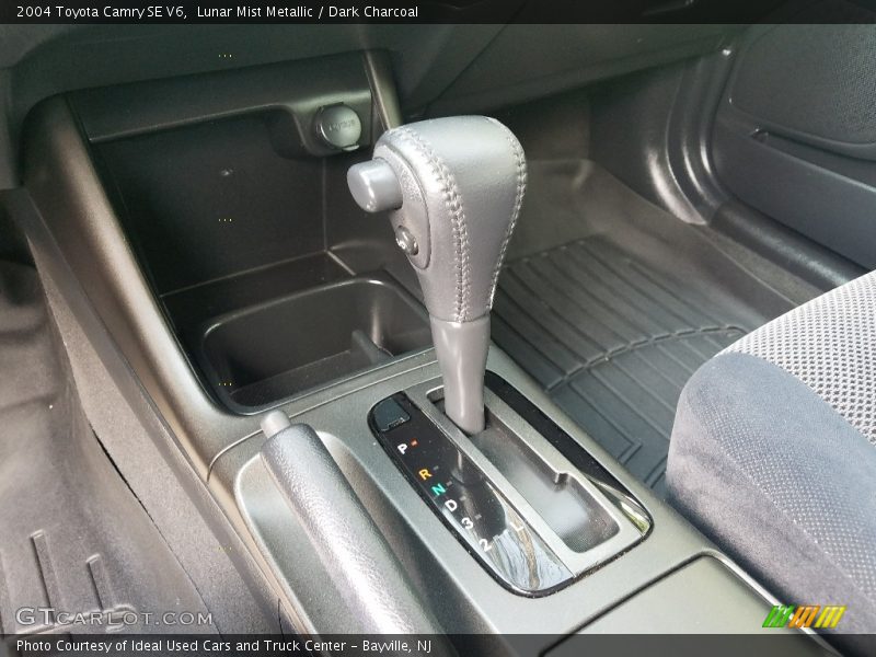 Lunar Mist Metallic / Dark Charcoal 2004 Toyota Camry SE V6