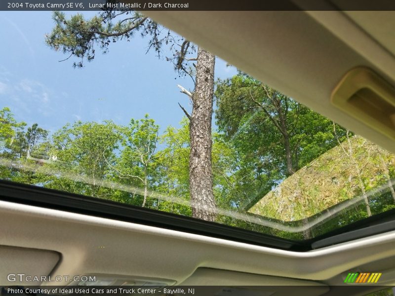 Lunar Mist Metallic / Dark Charcoal 2004 Toyota Camry SE V6